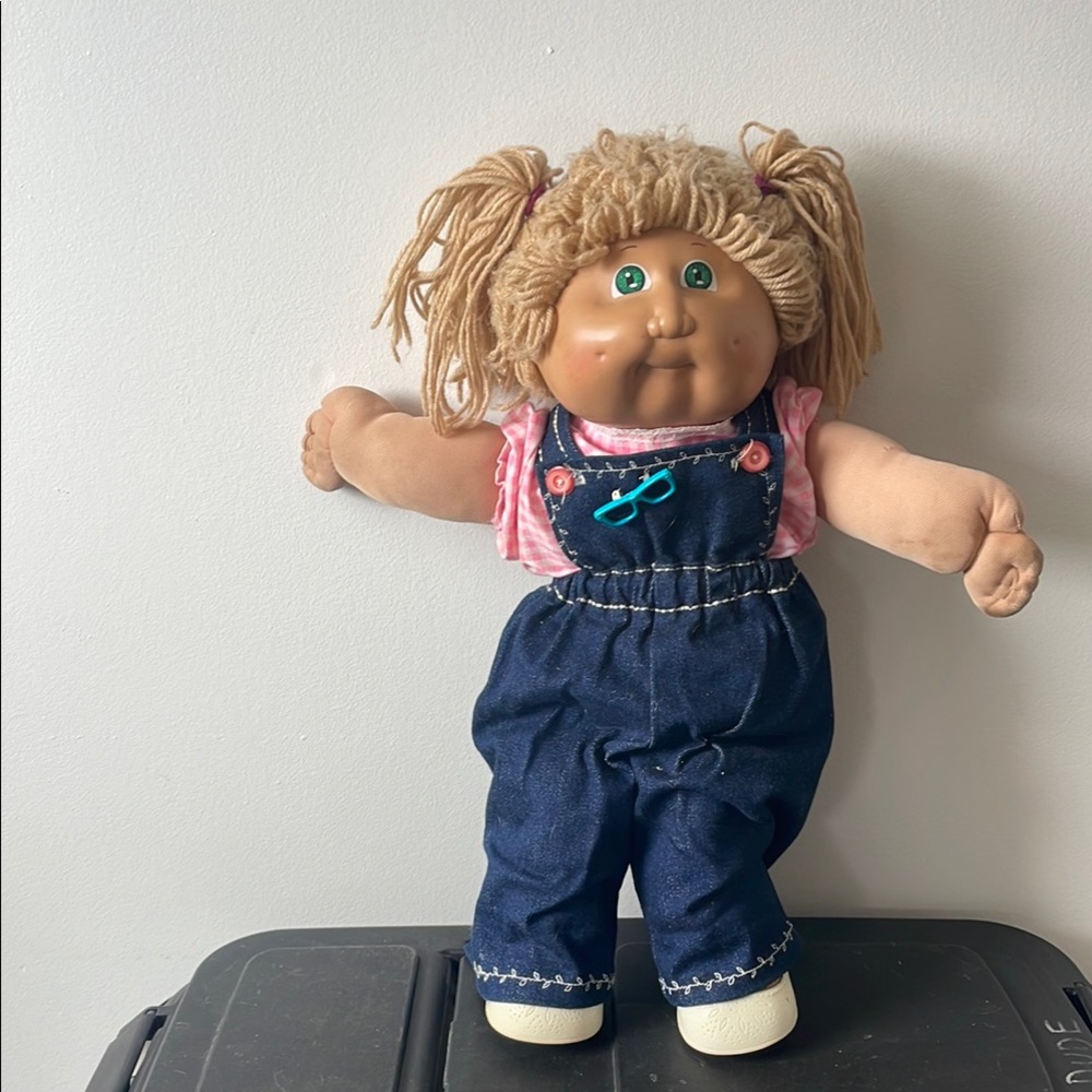 Vintage 1982 Cabbage Patch Doll